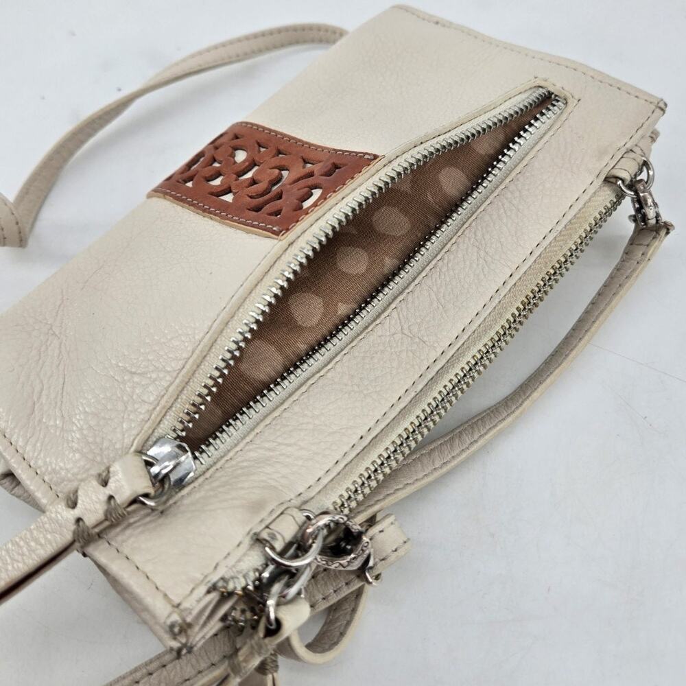 Y2K Brighton Callie Gypsy Lace Laser Cut Out Organizer Crossbody Cream Leather - Picture 4 of 12